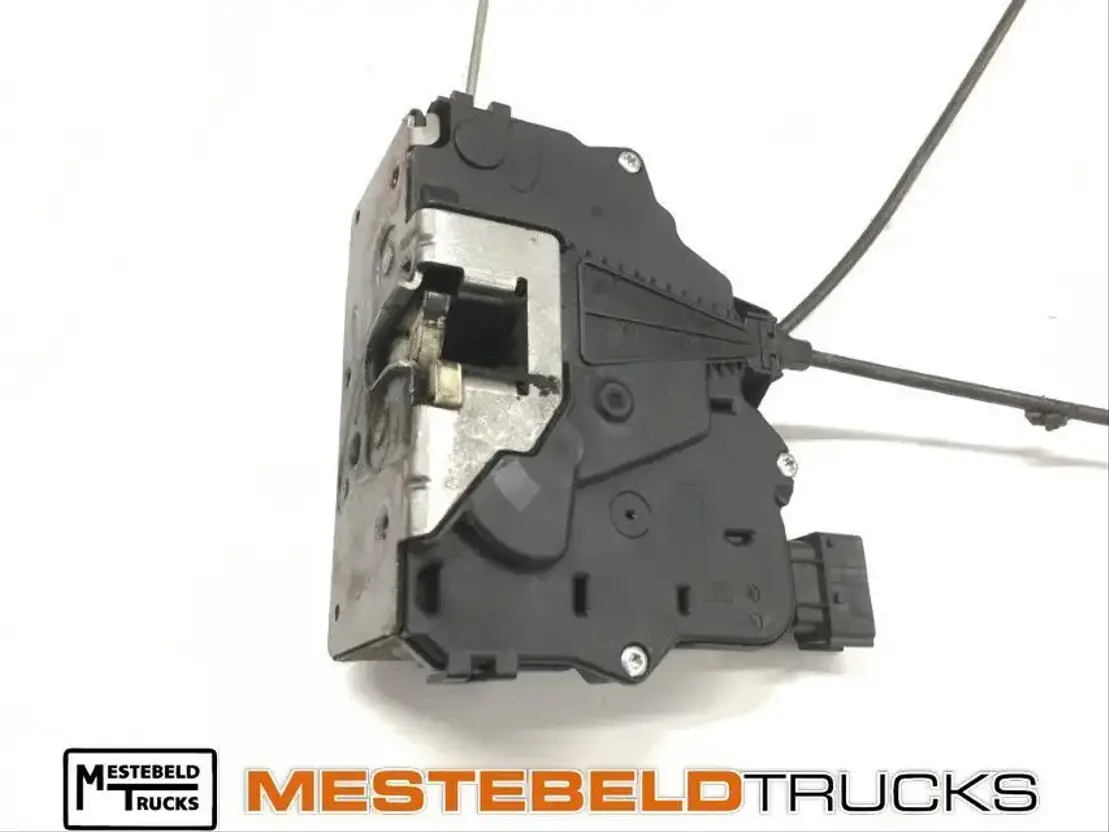 Mercedes-Benz Portierslot rechts