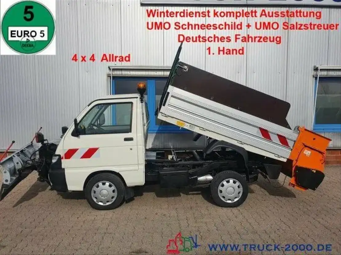 Piaggio Porter S90 4x4 Kipper Winterdienst Streuer Pflug | Kipper  bedrijfswagen \u003c3.5 t - TrucksNL