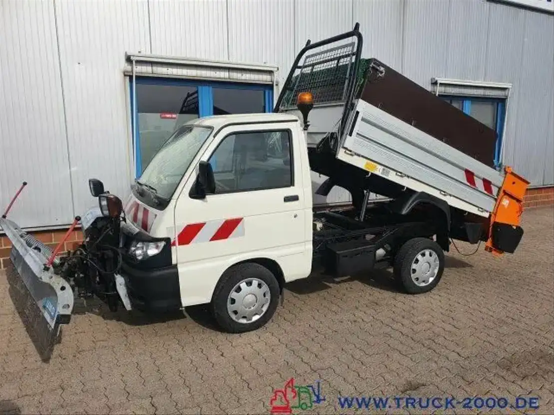 Piaggio Porter S90 4x4 Kipper Winterdienst Streuer Pflug | Kipper  bedrijfswagen \u003c3.5 t - TrucksNL