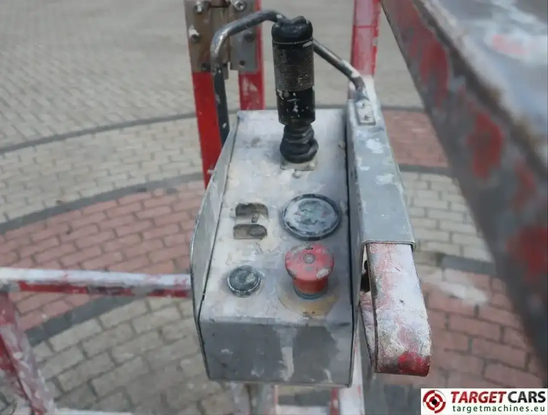 Skyjack SJ16 ELECTRIC VERTICAL MAST WORK LIFT 675CM Masthoogwerker TrucksNL