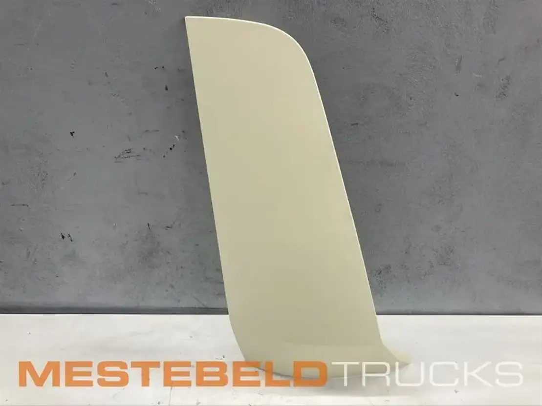 Mercedes-Benz Cabinehoek rechts MP4