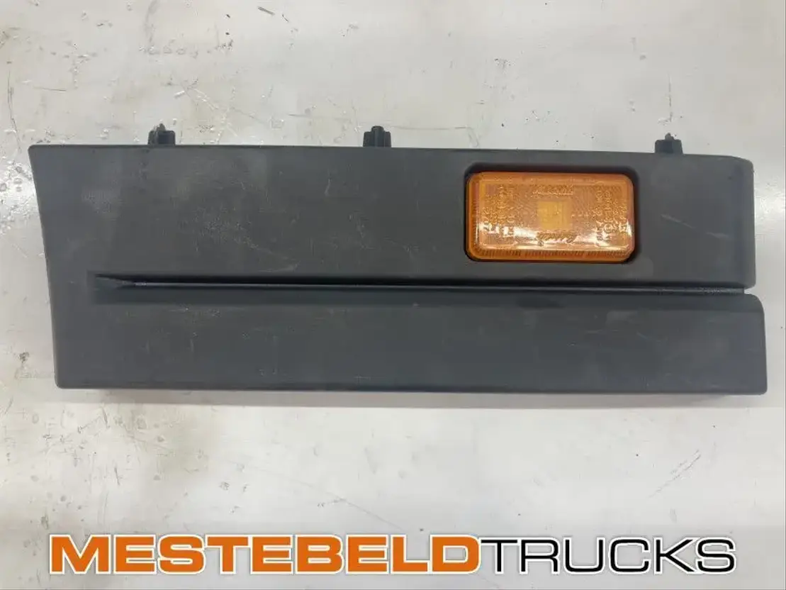 Scania Afdekplaat instap rechts