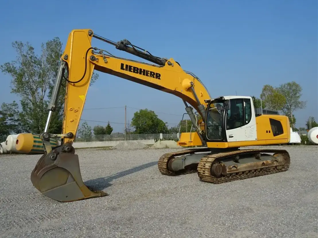 Liebherr R 936 NLC
