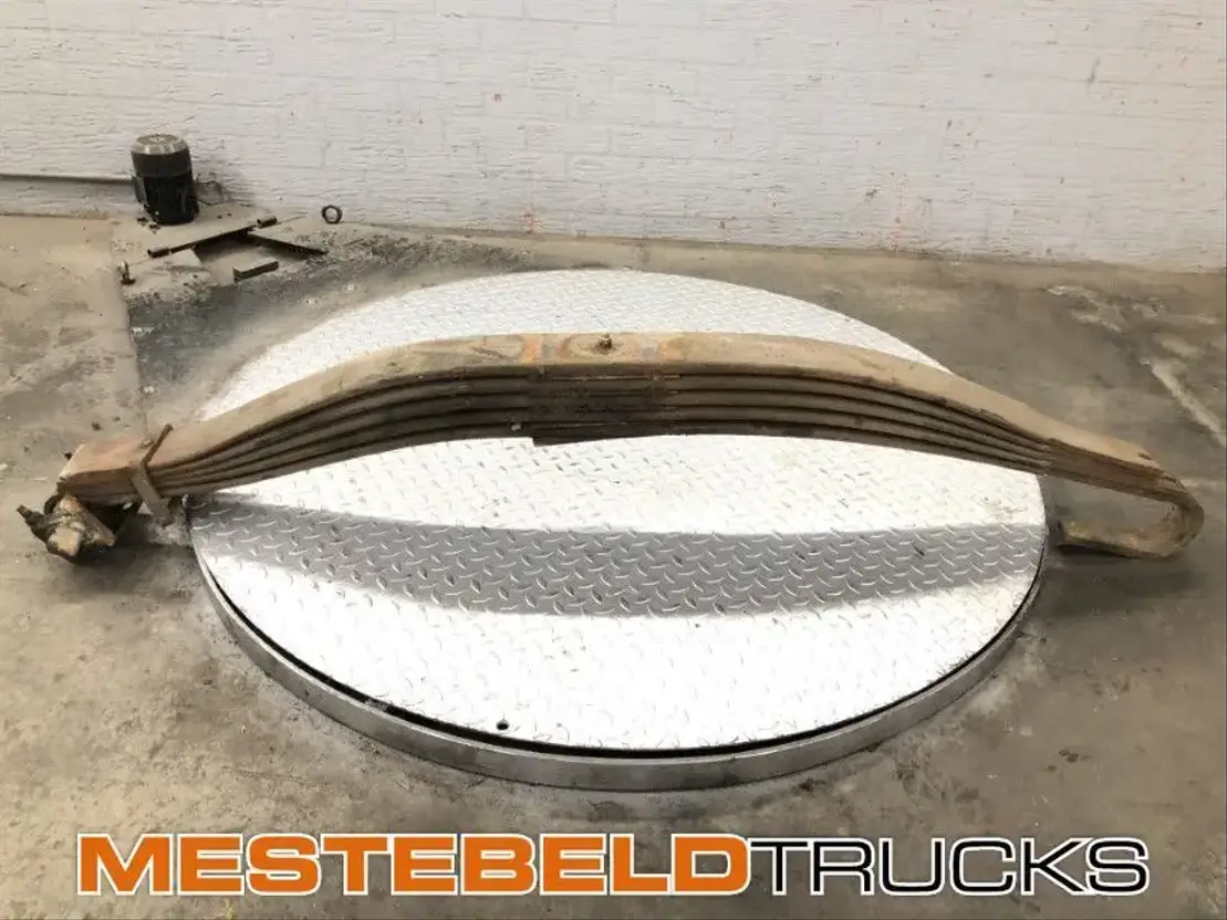 Volvo Achterveer 6x2 bladgeveerd