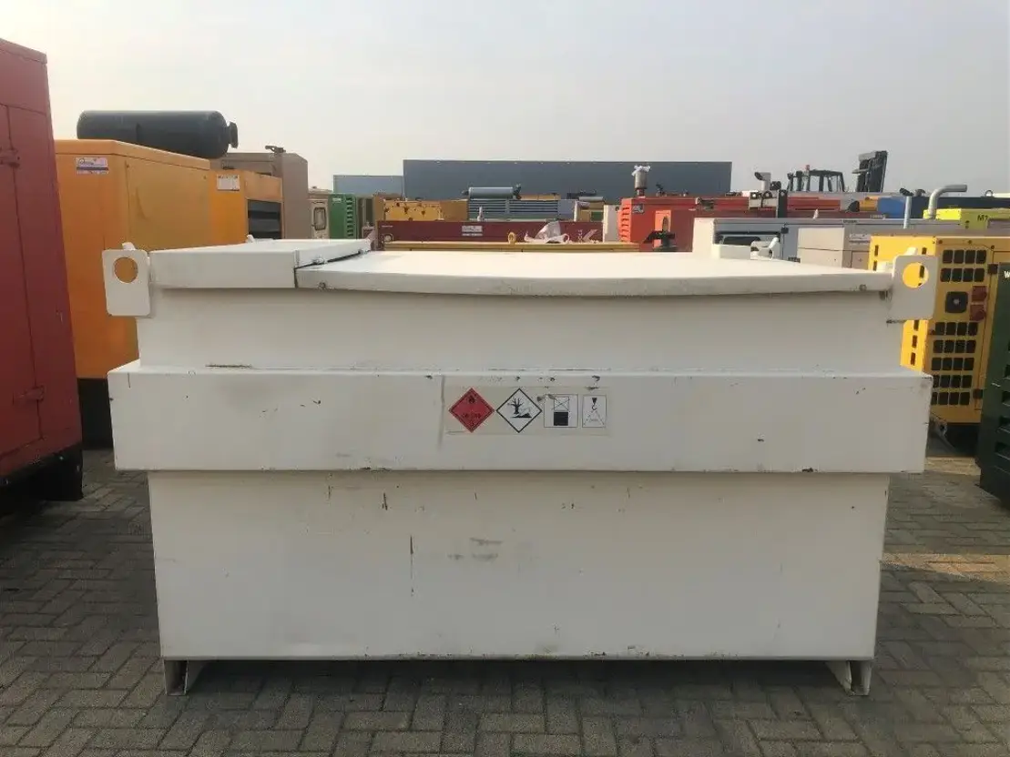 Kiwa IBC 3000 liter Fuel tank dieseltank