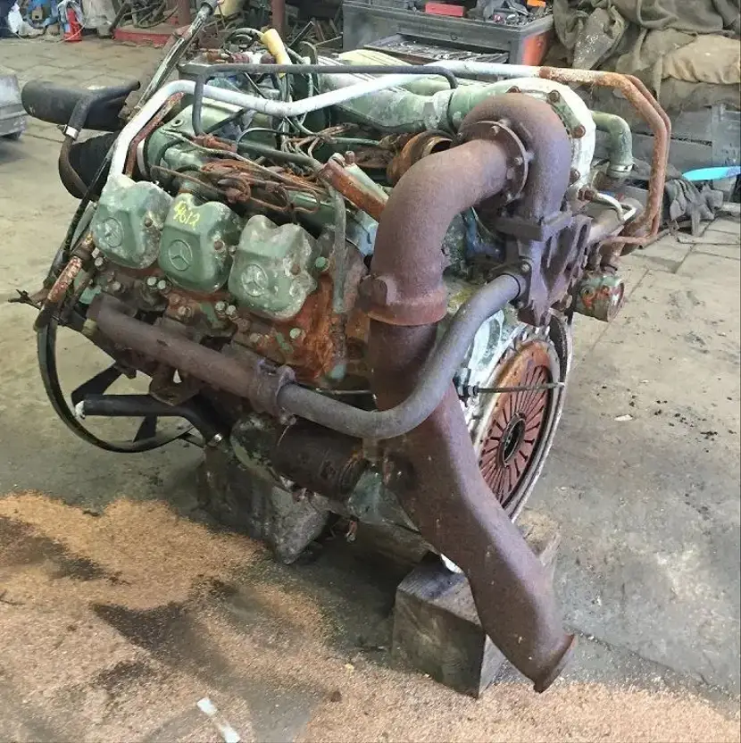 Mercedes-Benz OM441LA