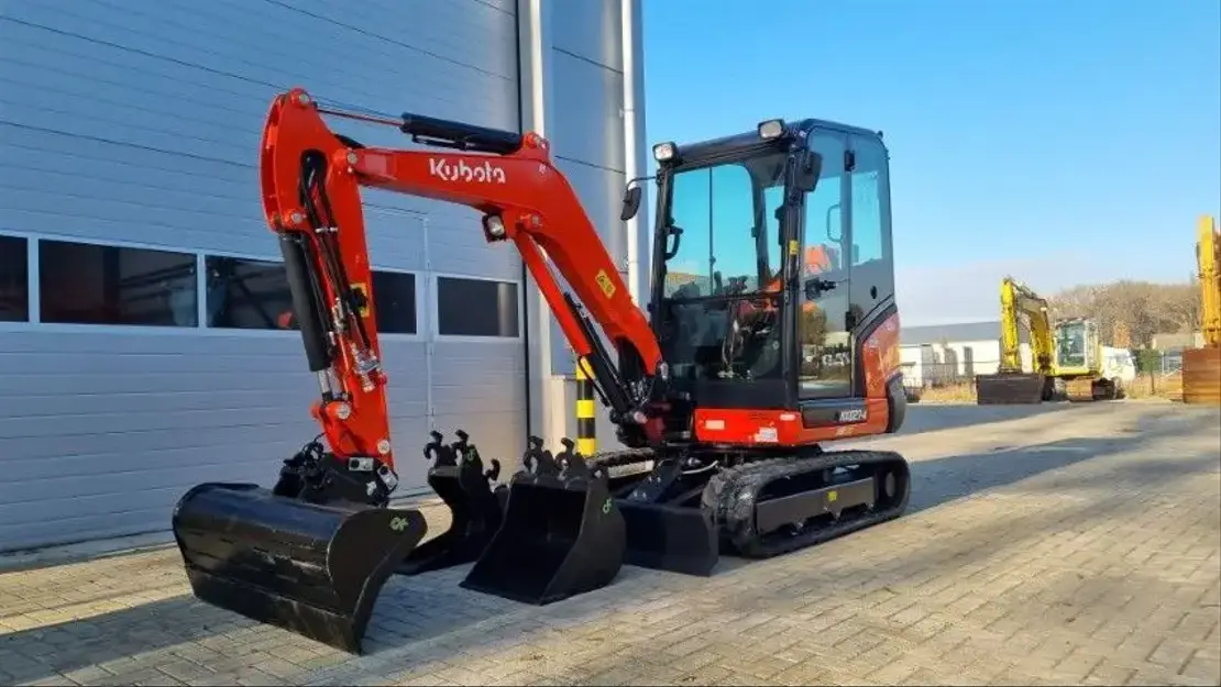 Kubota KX027-4 - Verhuur