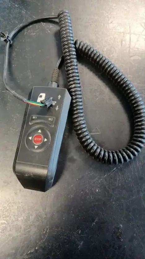 Mercedes-Benz Mercedes-Benz Arocs Luchtweerstand bediening - A0028208297