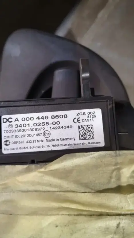 Mercedes-Benz Mercedes-Benz Antos-Arocs Contactslot en linkse deurklink set - A0004468608