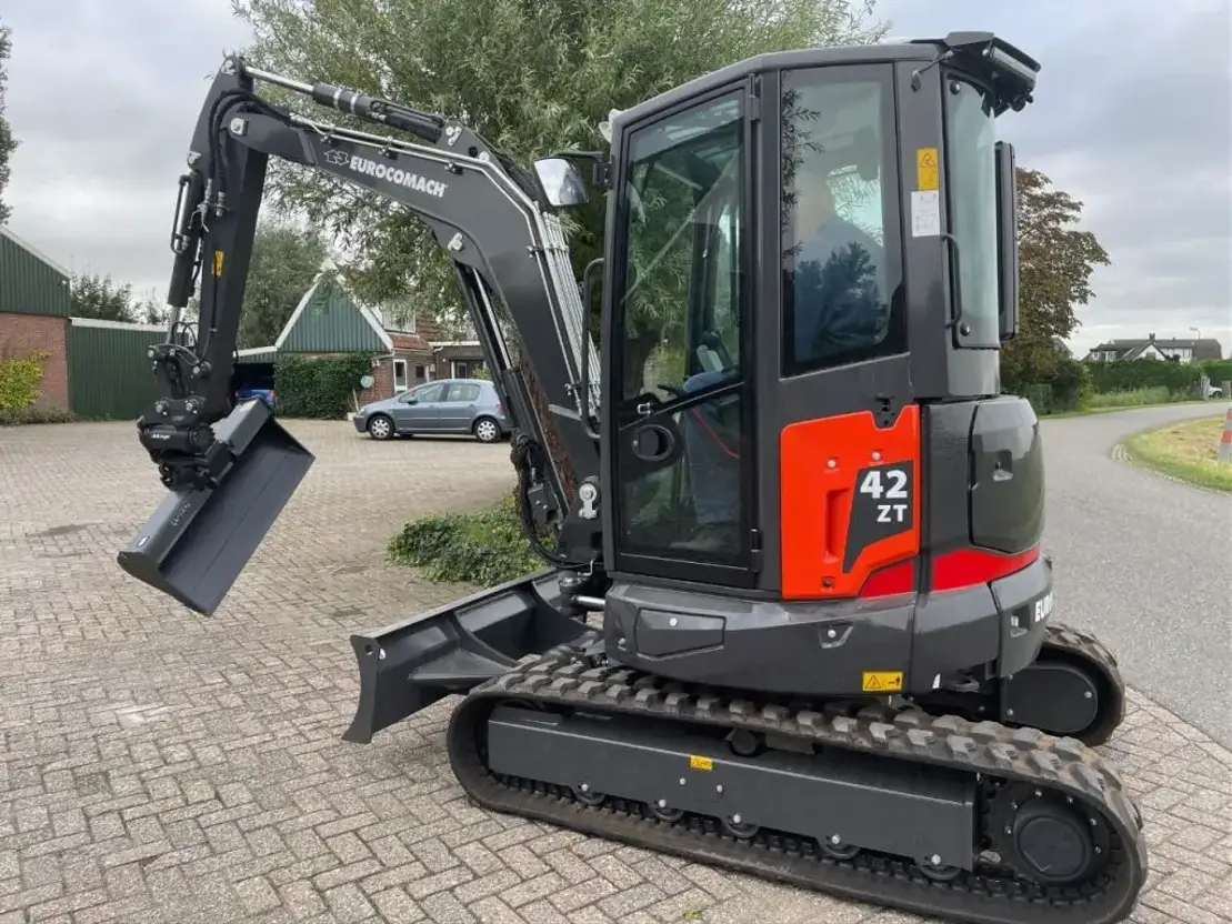 Eurocomach 42ZT