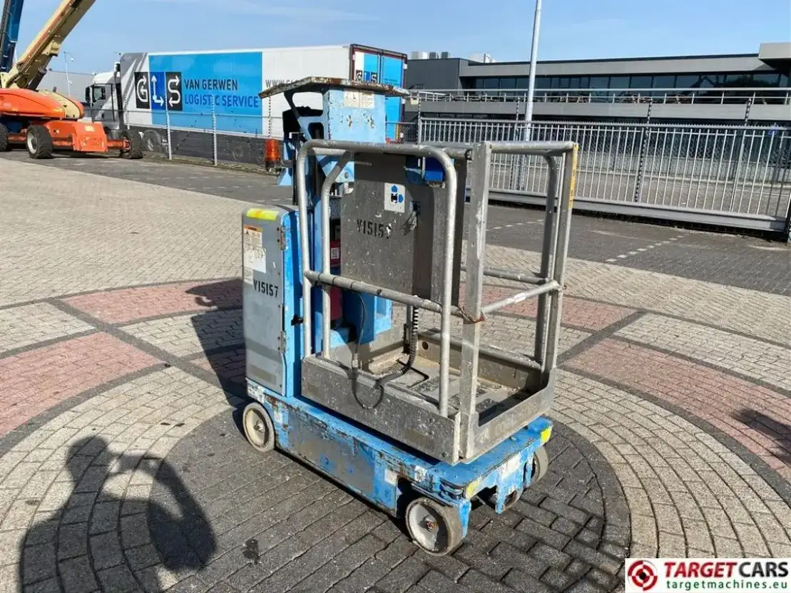 Genie GR15 Runabout Vertical Mast Work Lift 652cm Masthoogwerker