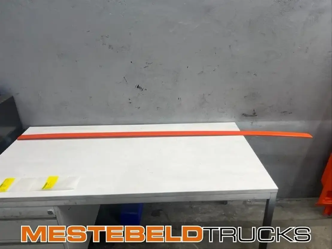 DAF Sierlijst grille