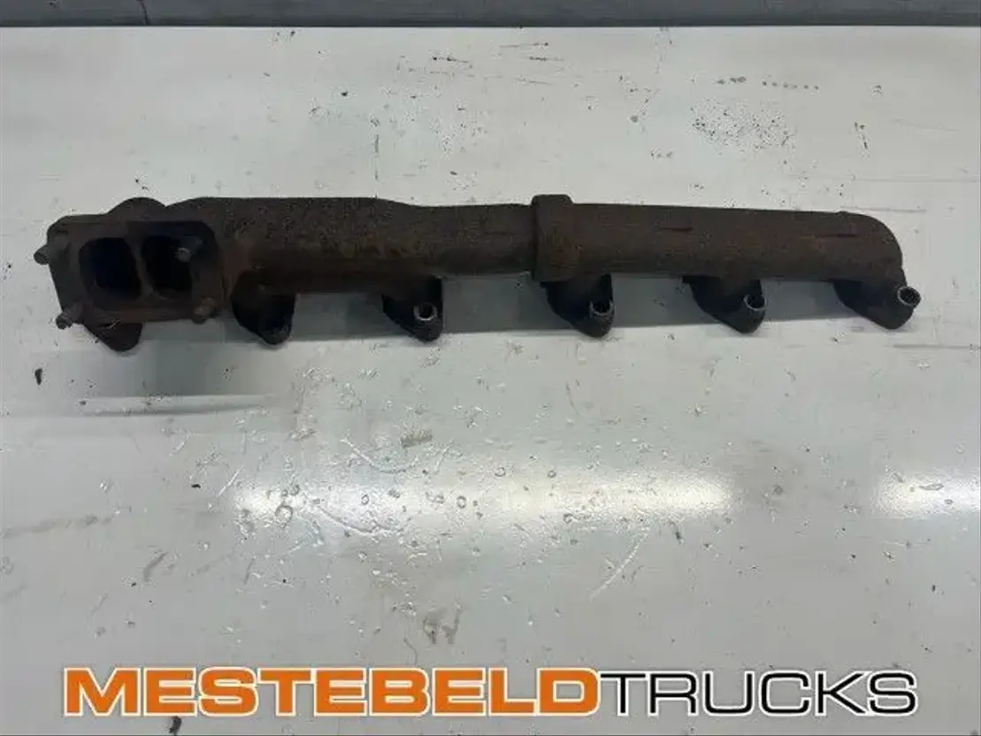 Volvo Uitlaatspruitstuk TD 63 E