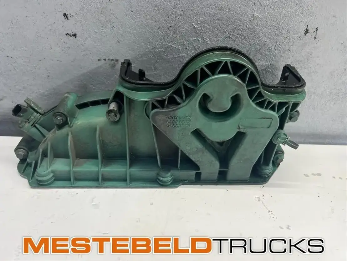 Volvo Distributiedeksel D13K