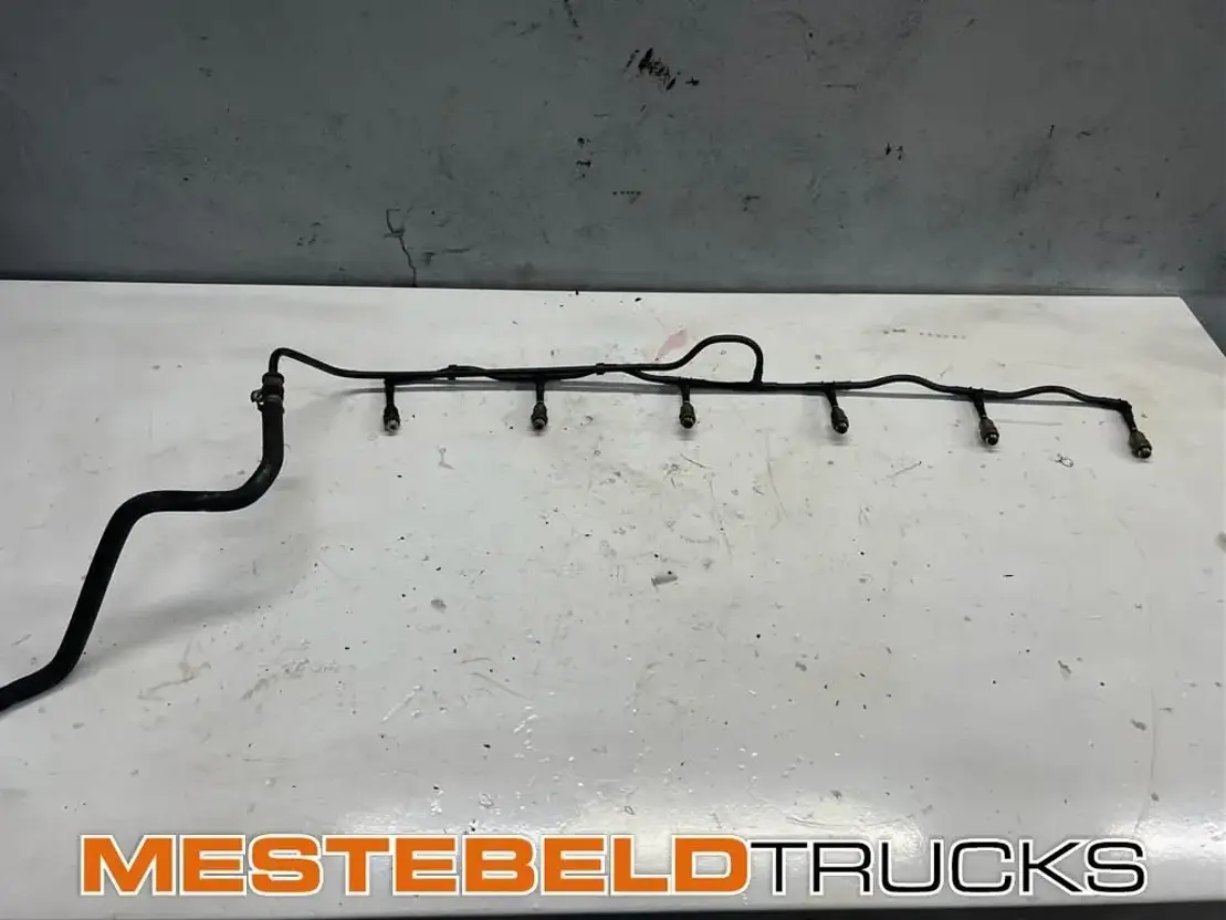 Scania Ontluchtingsleiding koelwater