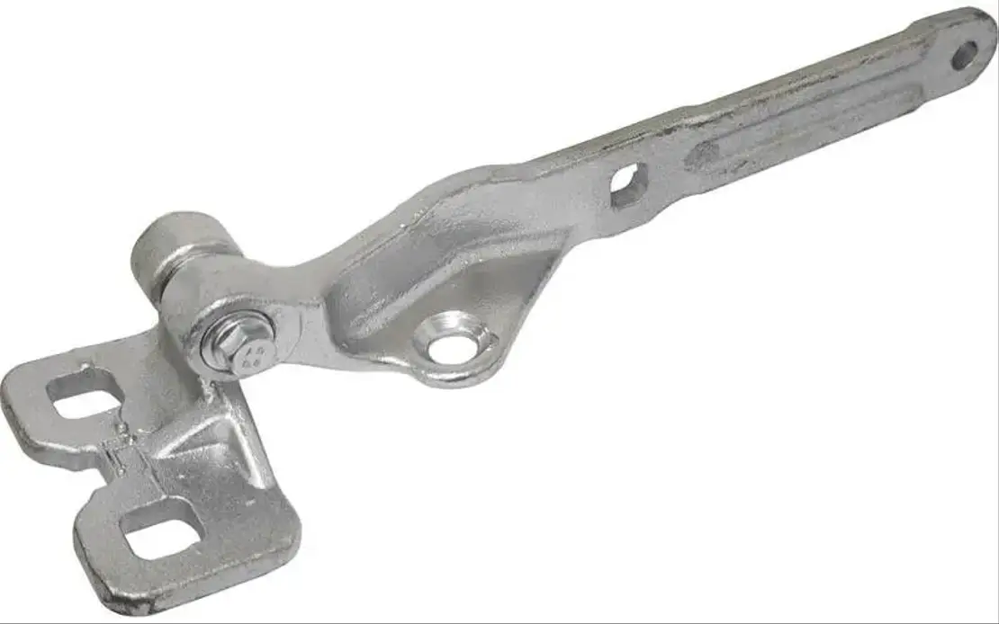 Volvo FH4 Voorpaneelscharnier Rechts 82320177