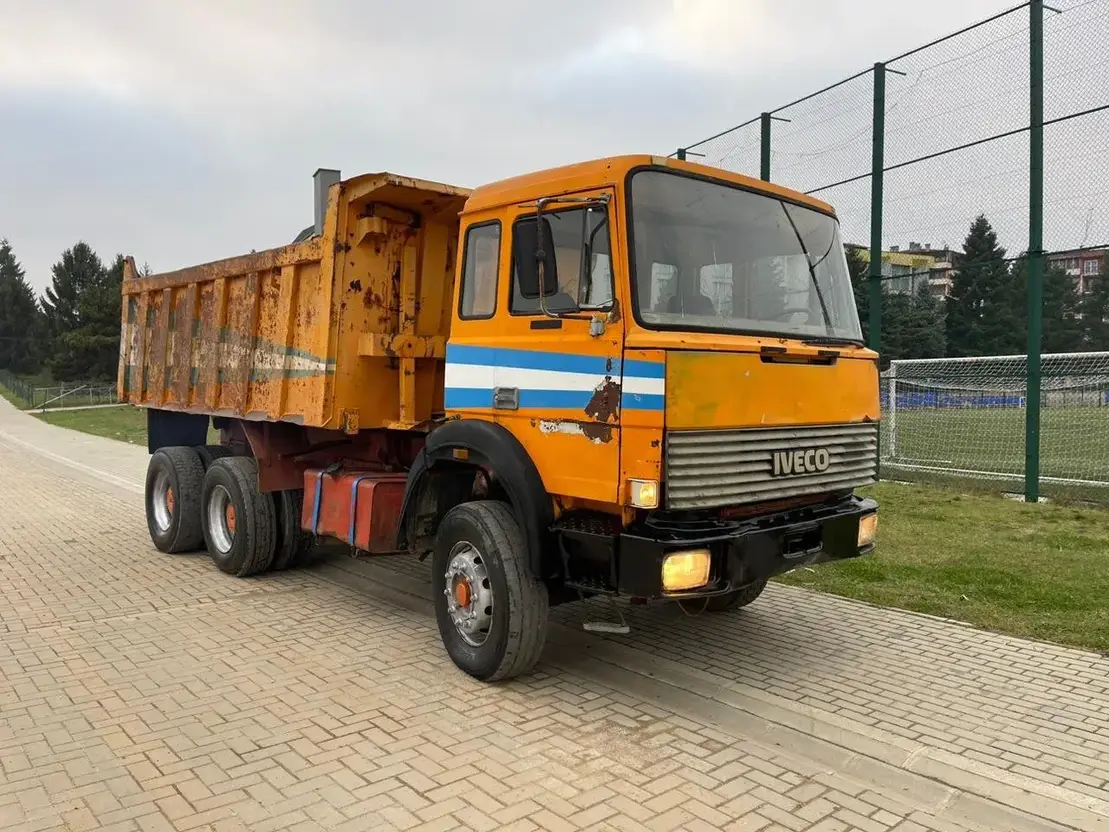 Iveco Turbostar 330.30 6x4 typer/ water-cooling