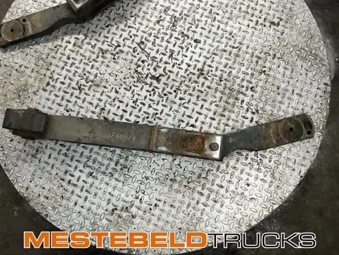 Scania Achterveer links