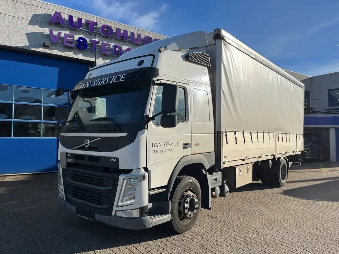 Volvo FM 330 4x2