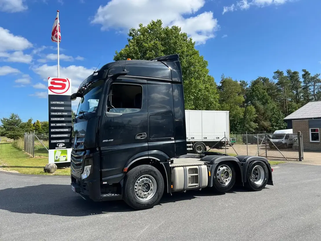 Mercedes-Benz Actros 2545 LS