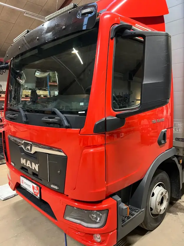MAN TGL 12-220 BL