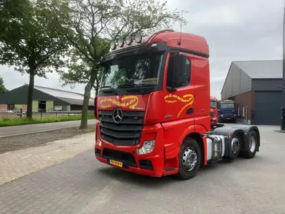 Mercedes-Benz Actros 6x2 trekker ,kipper hydrauliek , overdruk
